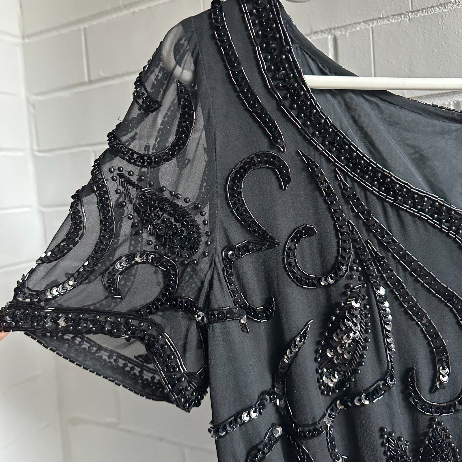 VINTAGE A.J. Bari Designer Black Silk Beaded sequinned Top Size M 1980’s Black