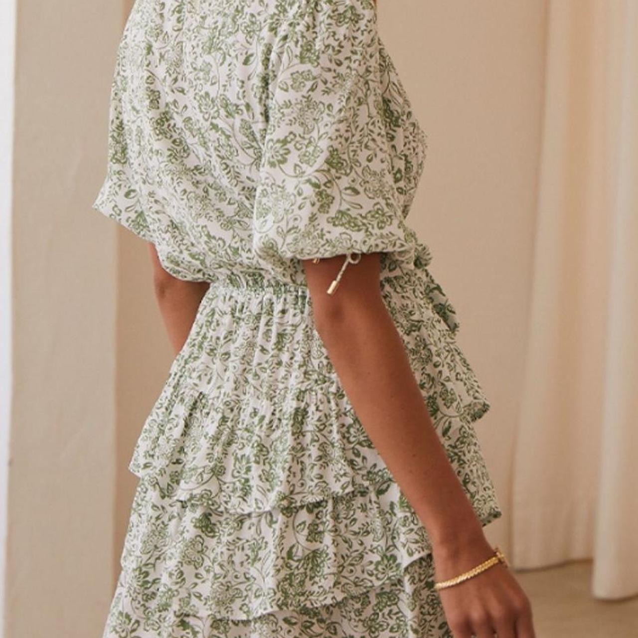 KIVARI Valley Floral Mini Dress Size AU14 US10 Viscose Tiered, Flutter Sleeves