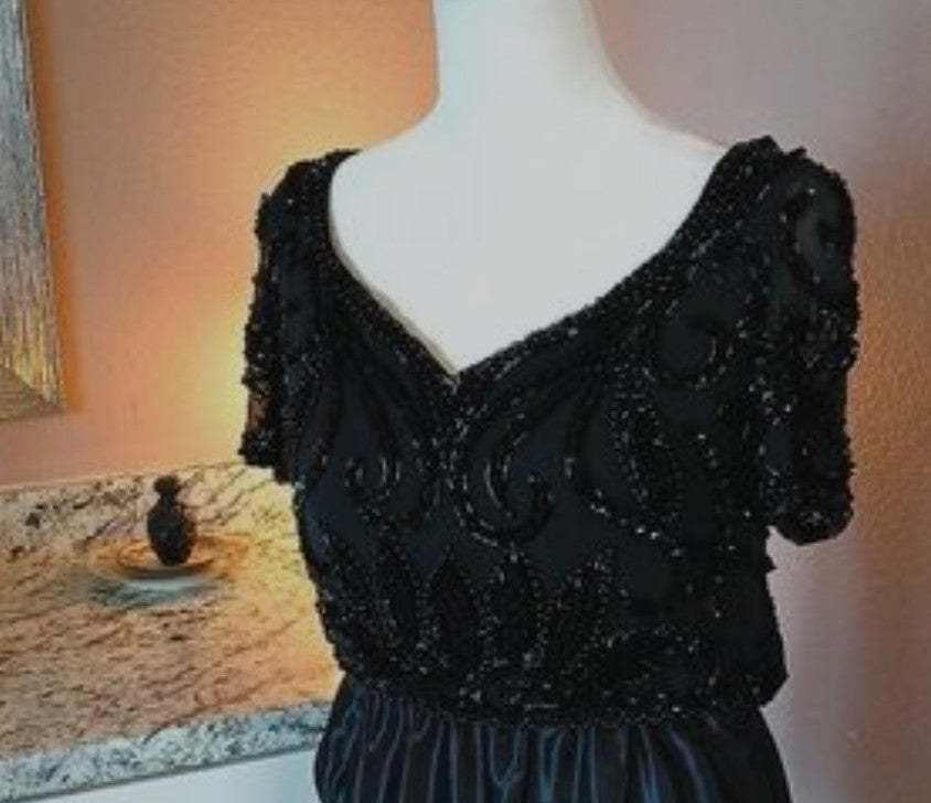 VINTAGE A.J. Bari Designer Black Silk Beaded sequinned Top Size M 1980’s Black