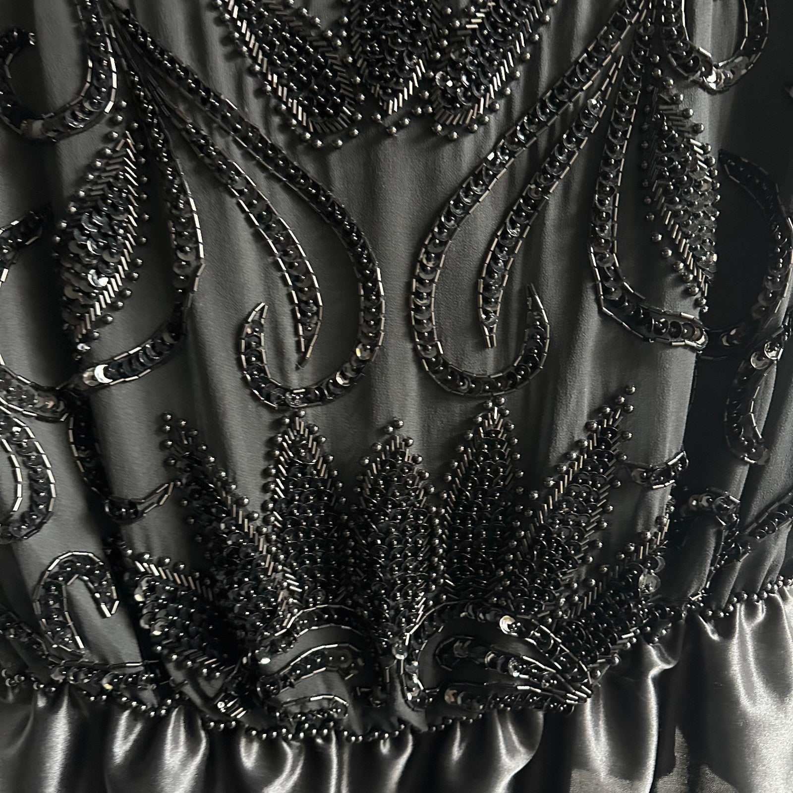 VINTAGE A.J. Bari Designer Black Silk Beaded sequinned Top Size M 1980’s Black