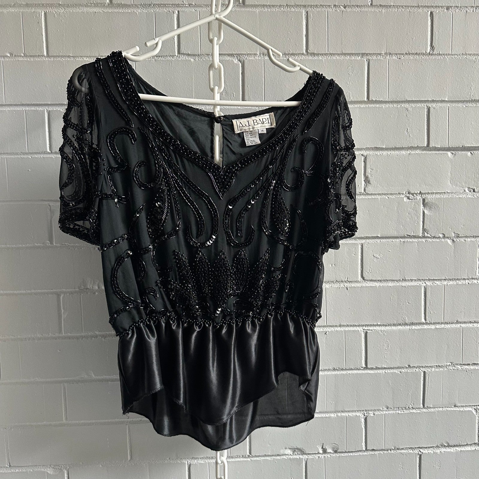 VINTAGE A.J. Bari Designer Black Silk Beaded sequinned Top Size M 1980’s Black