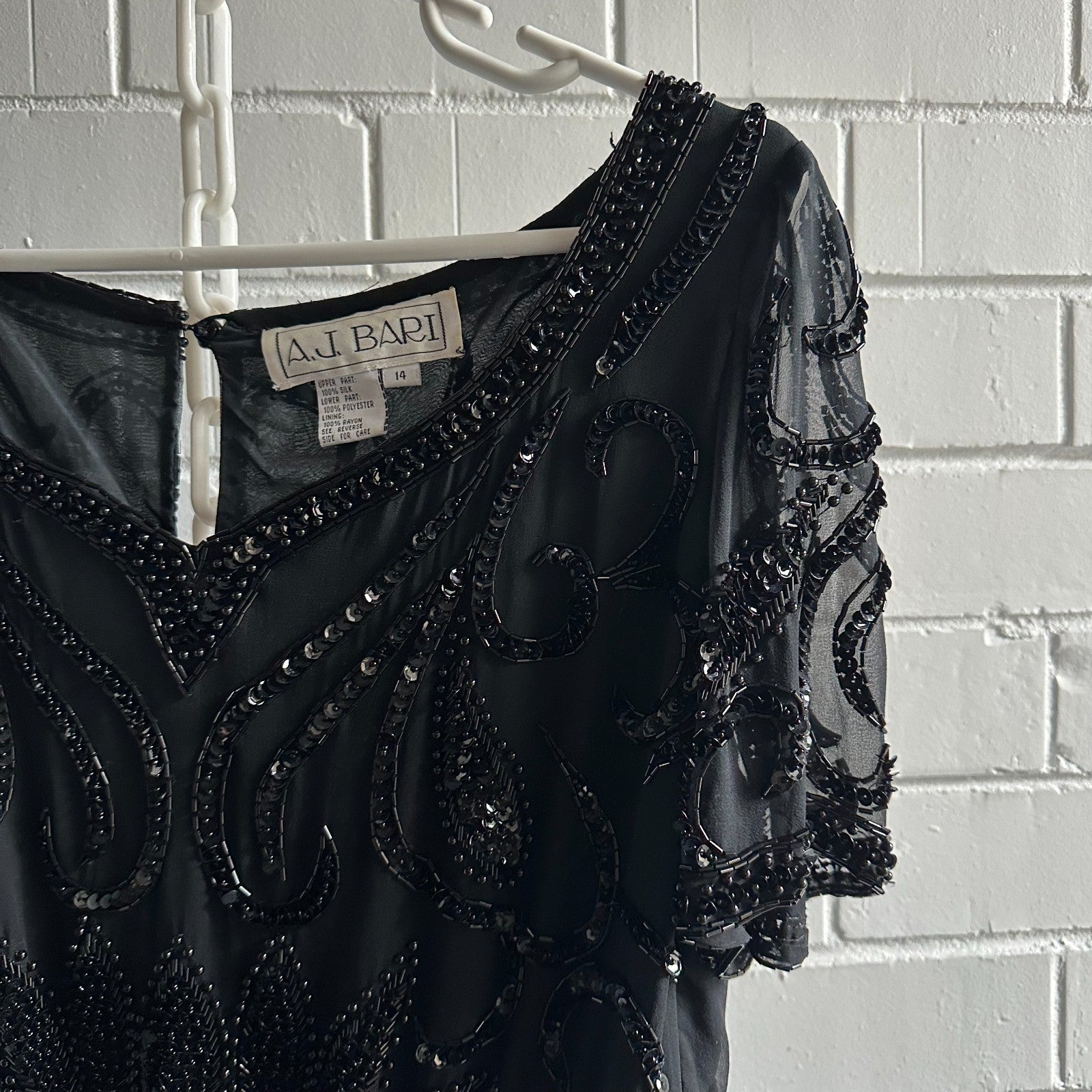 VINTAGE A.J. Bari Designer Black Silk Beaded sequinned Top Size M 1980’s Black
