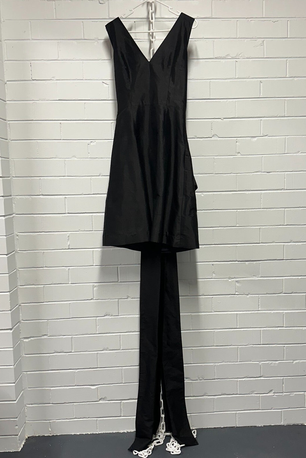 VINTAGE Silk Dress Size M 10AU 6US LBD Size Black Bow Mini Dress showstopper
