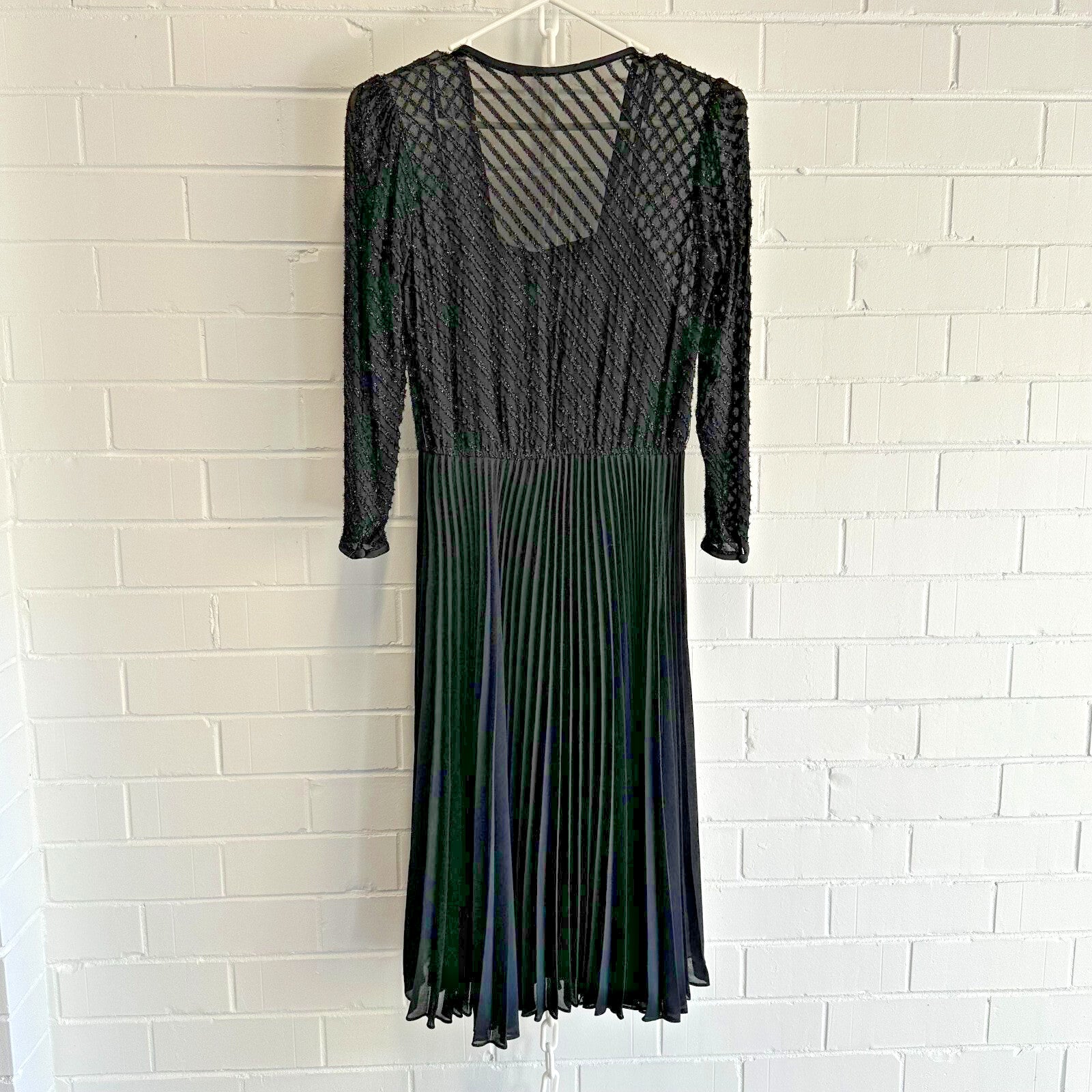 VINTAGE ANTHEA CRAWFORD Semi sheer Dress Sz S Metallic long sleeved Black Pleat
