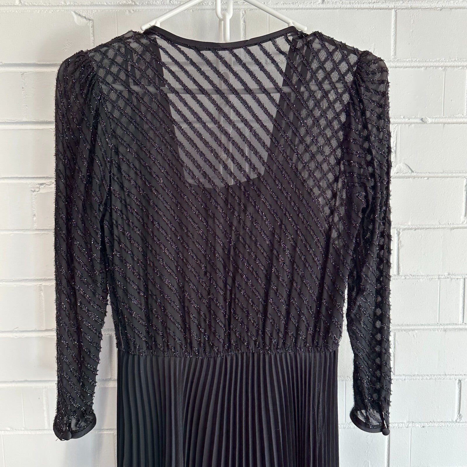 VINTAGE ANTHEA CRAWFORD Semi sheer Dress Sz S Metallic long sleeved Black Pleat