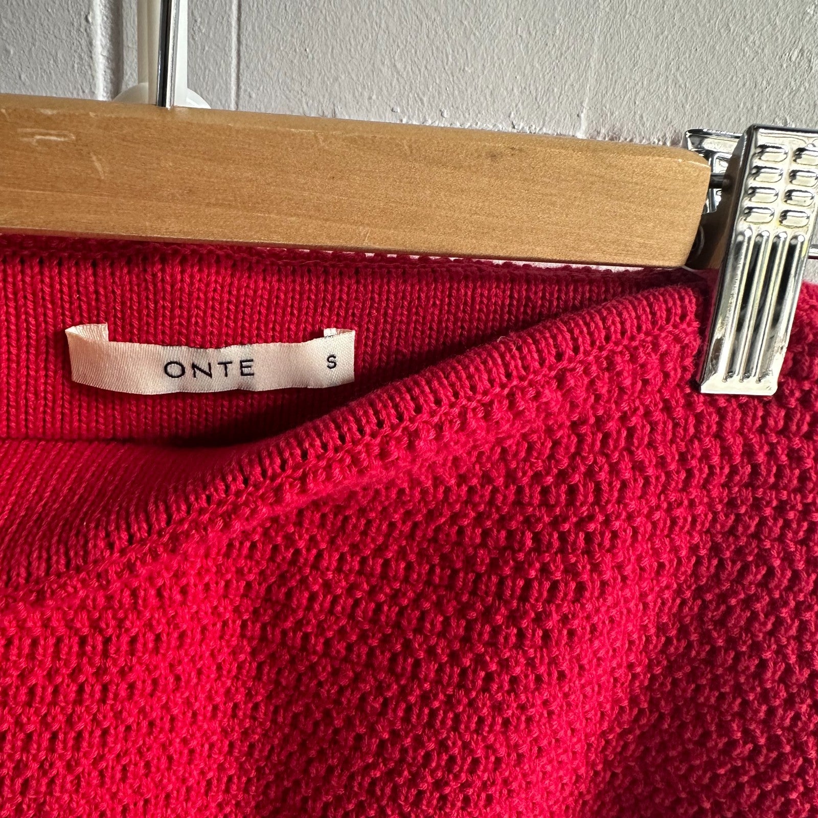 ONTE Helena Gilet & Mini Skirt knit SET Size S Red AU8 US4 Cotton Gold hardware